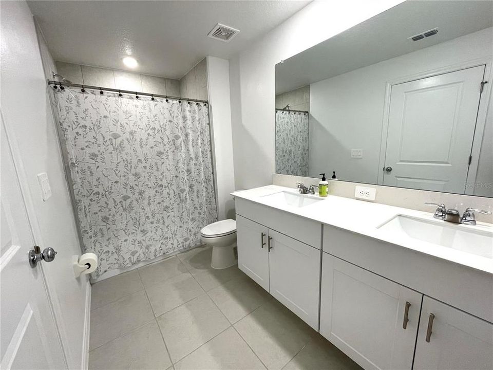 En Venta: $239,990 (2 camas, 2 baños, 1513 Pies cuadrados)