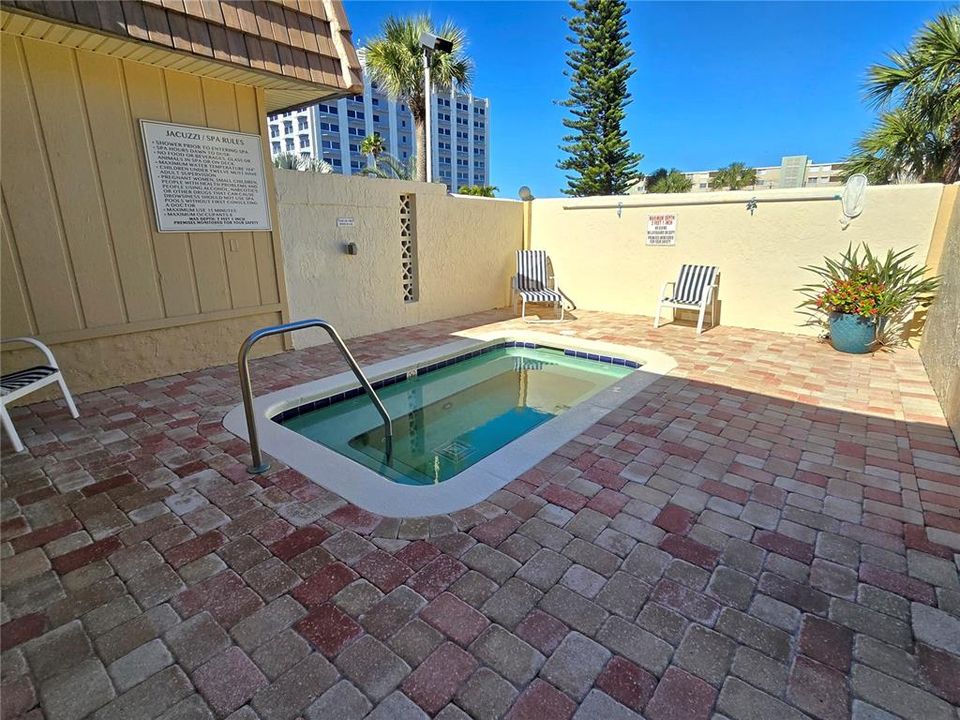 For Sale: $509,000 (2 beds, 2 baths, 1256 Square Feet)