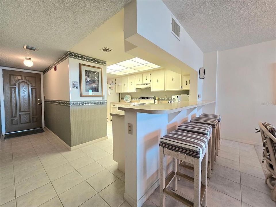 For Sale: $509,000 (2 beds, 2 baths, 1256 Square Feet)