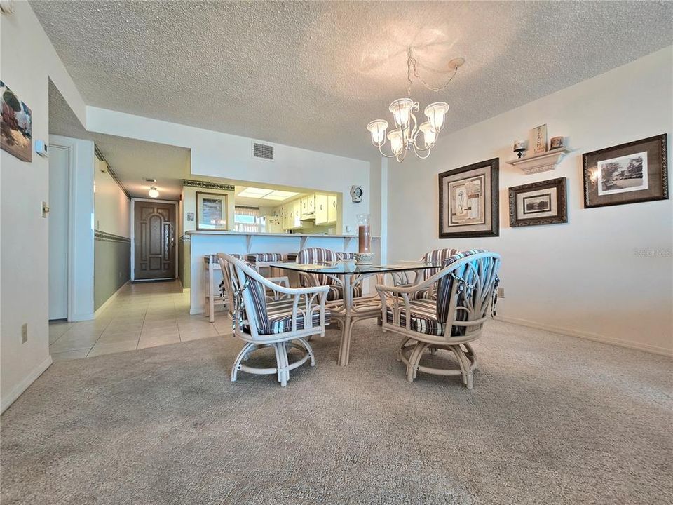 For Sale: $509,000 (2 beds, 2 baths, 1256 Square Feet)