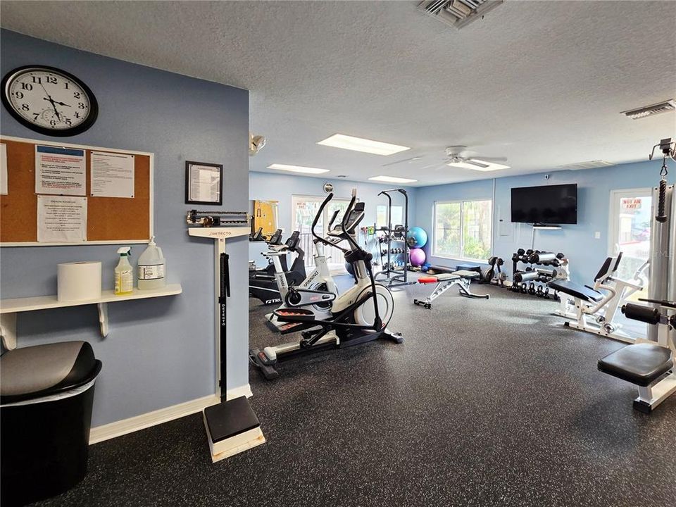 For Sale: $509,000 (2 beds, 2 baths, 1256 Square Feet)