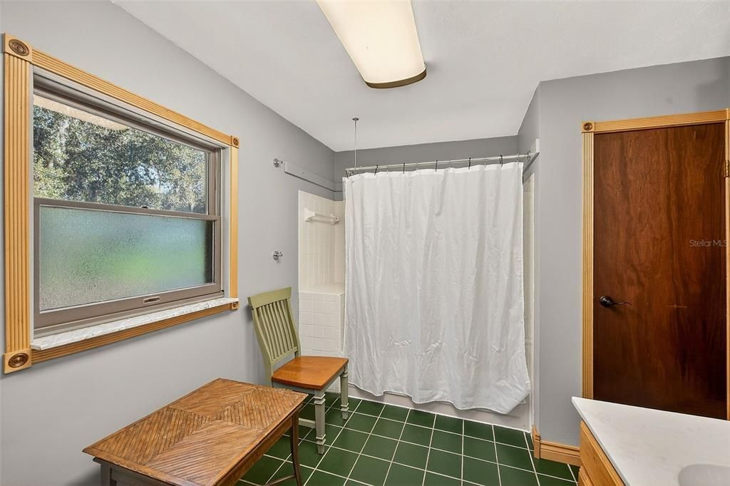 For Sale: $689,000 (4 beds, 2 baths, 3471 Square Feet)