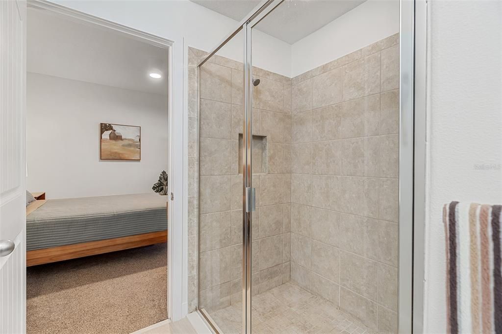 En Venta: $350,000 (4 camas, 2 baños, 2085 Pies cuadrados)
