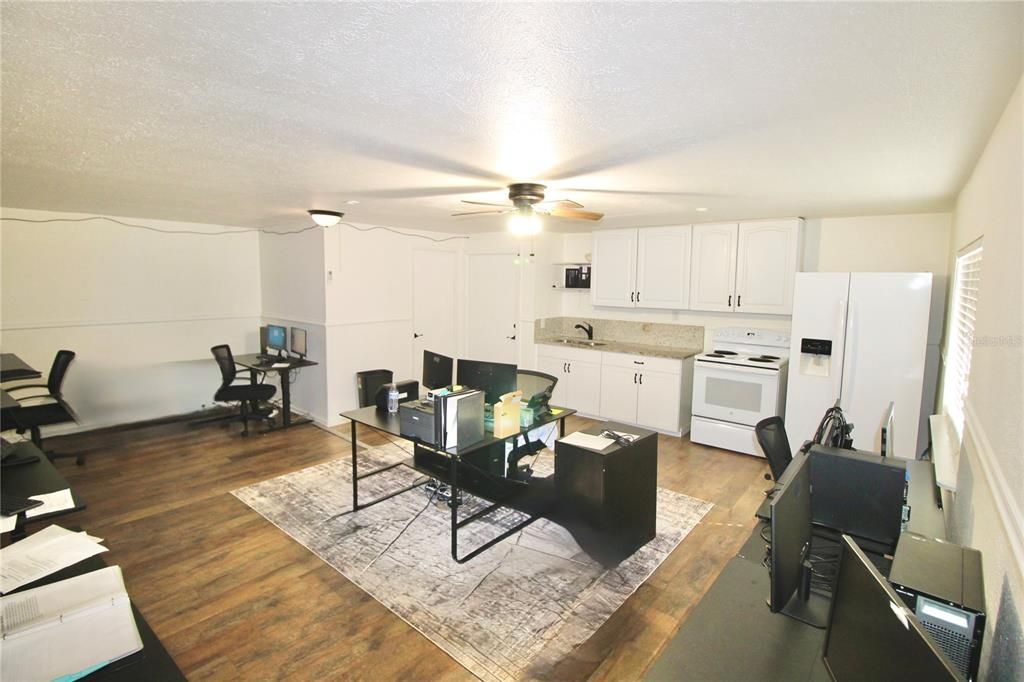 For Sale: $724,900 (0 beds, 0 baths, 3515 Square Feet)