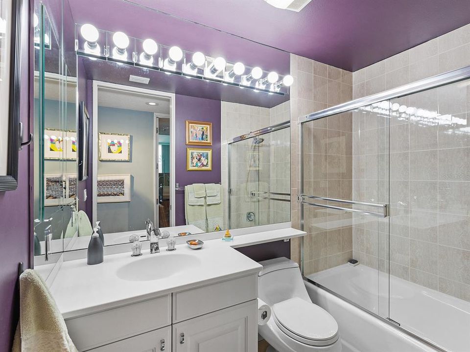 Active With Contract: $1,460,000 (2 beds, 3 baths, 2550 Square Feet)