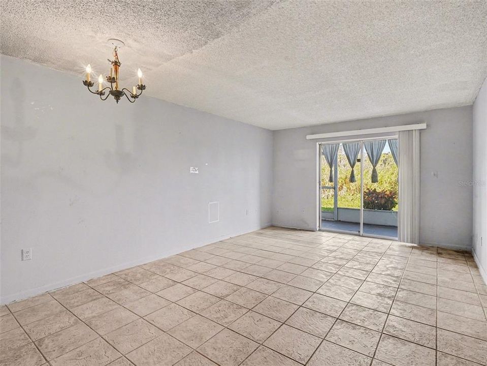 Activo con contrato: $70,900 (1 camas, 1 baños, 725 Pies cuadrados)
