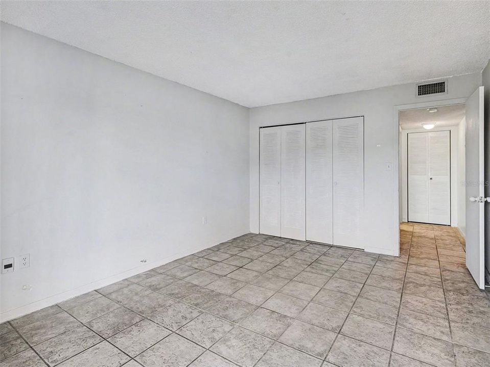 Activo con contrato: $70,900 (1 camas, 1 baños, 725 Pies cuadrados)