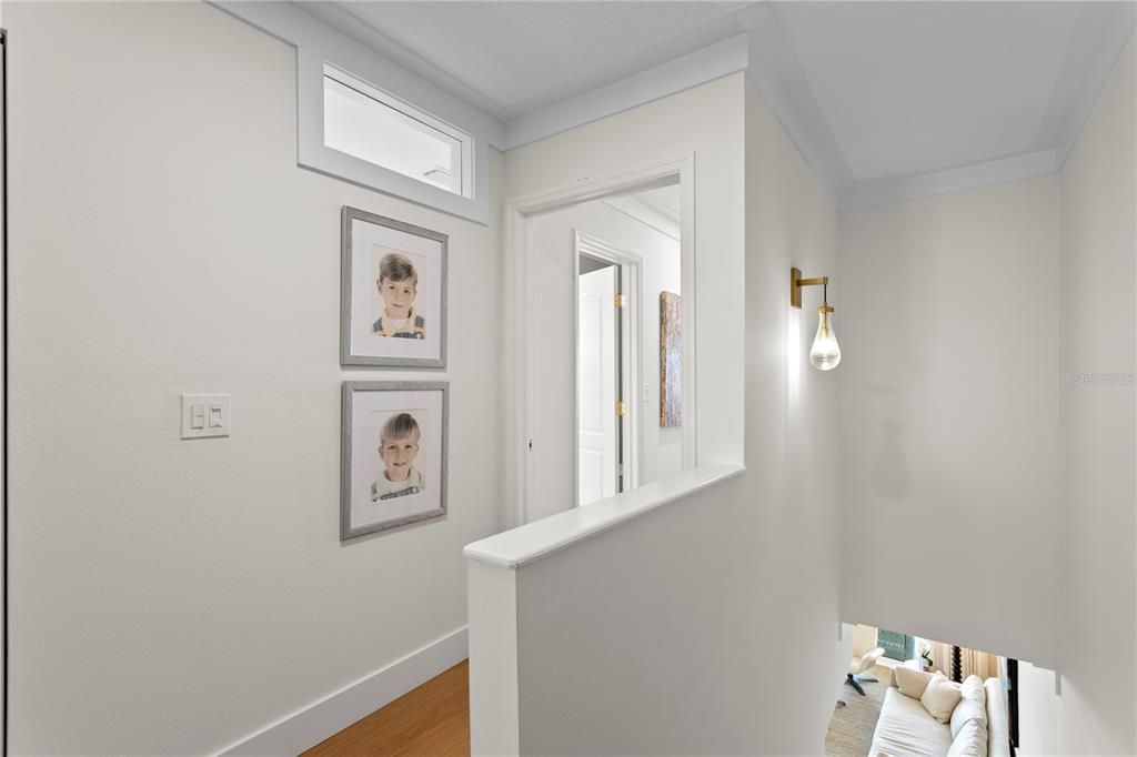 На продажу: $1,250,000 (3 спален, 3 ванн, 2215 Квадратных фут)