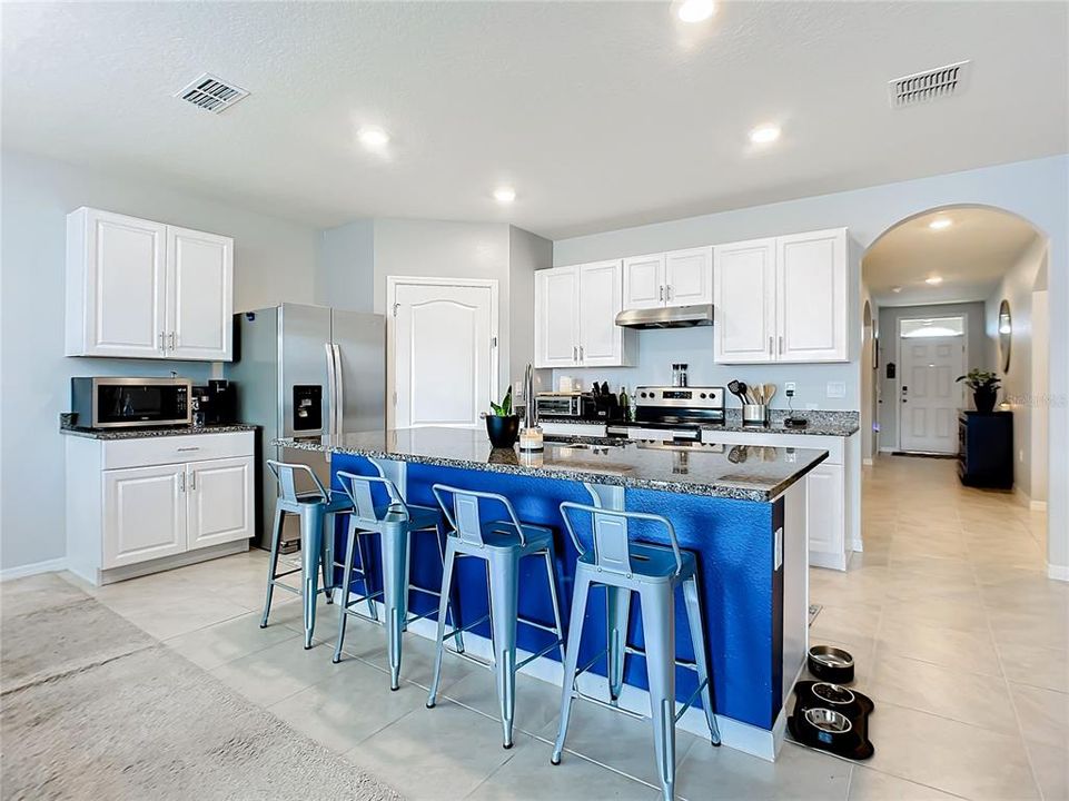 For Sale: $305,000 (4 beds, 2 baths, 1846 Square Feet)