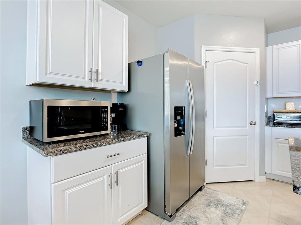 For Sale: $305,000 (4 beds, 2 baths, 1846 Square Feet)