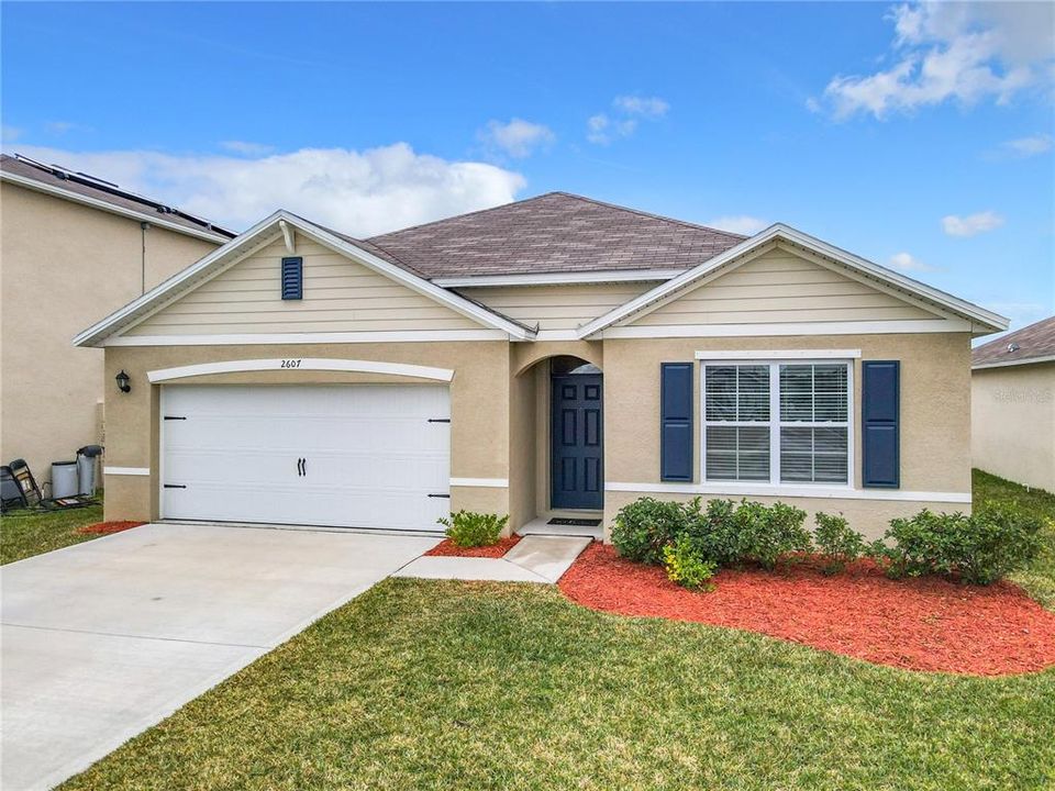 For Sale: $305,000 (4 beds, 2 baths, 1846 Square Feet)