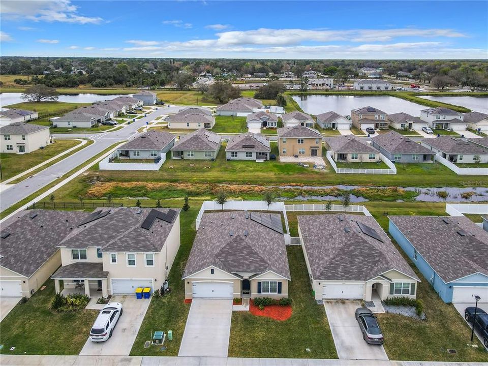 For Sale: $305,000 (4 beds, 2 baths, 1846 Square Feet)