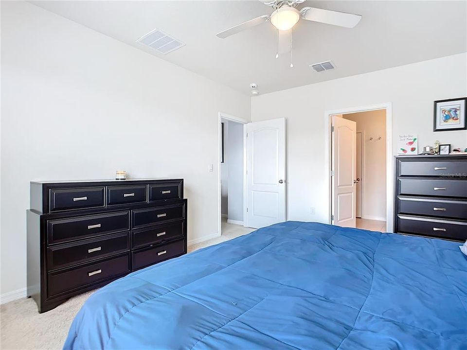 For Sale: $305,000 (4 beds, 2 baths, 1846 Square Feet)