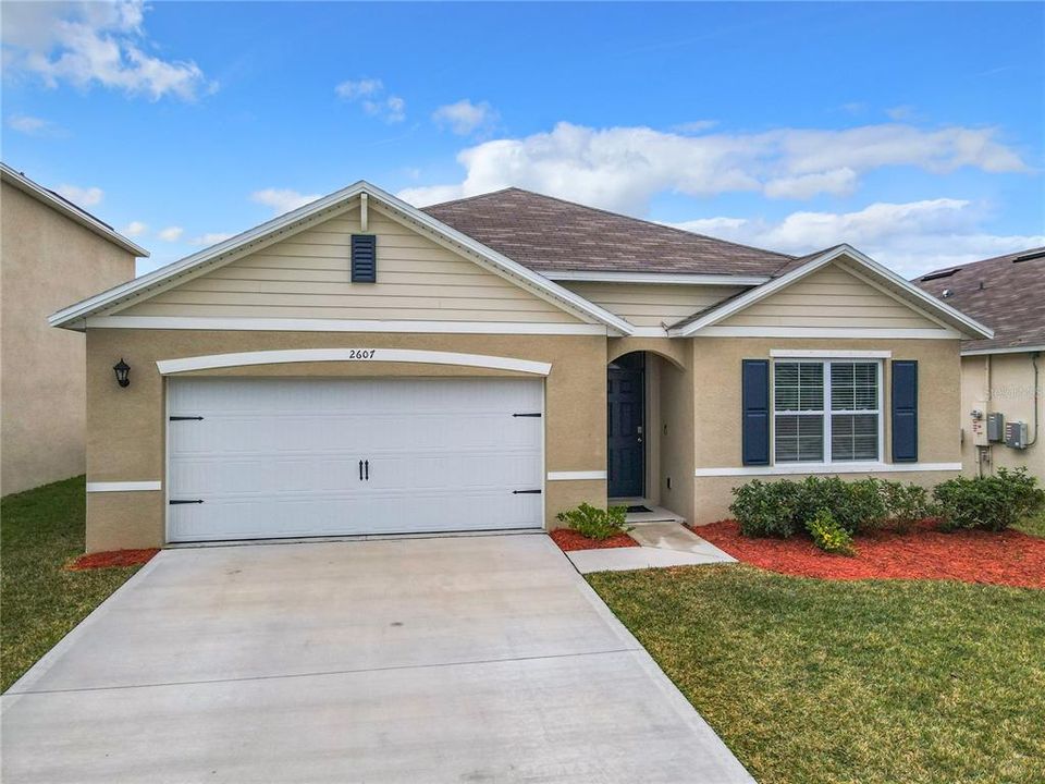 For Sale: $305,000 (4 beds, 2 baths, 1846 Square Feet)