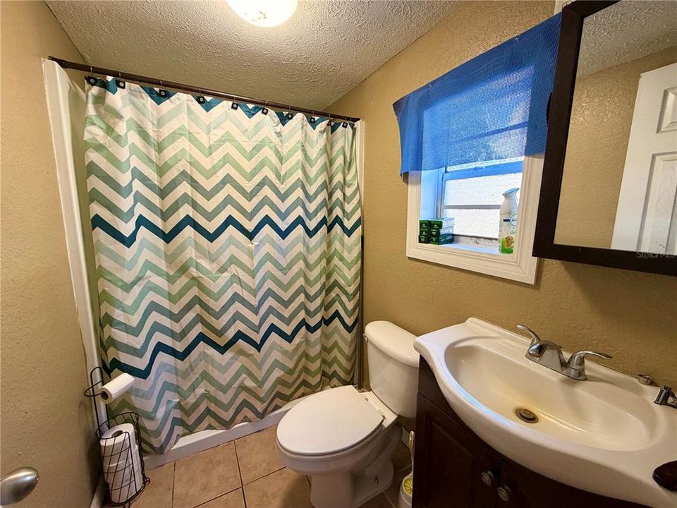 For Sale: $109,000 (1 beds, 1 baths, 630 Square Feet)