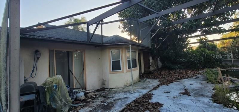En Venta: $240,000 (4 camas, 2 baños, 1738 Pies cuadrados)