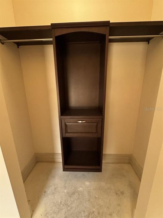 En Venta: $535,000 (4 camas, 2 baños, 1970 Pies cuadrados)