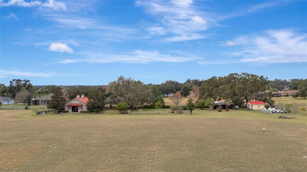 En Venta: $1,650,000 (5.21 acres)