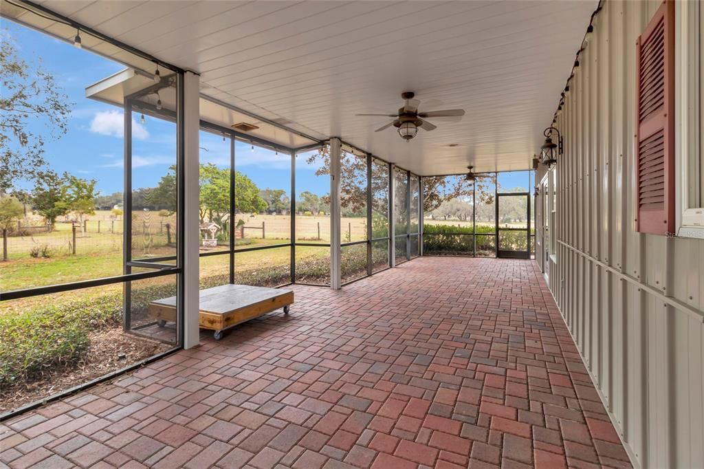En Venta: $1,650,000 (5.21 acres)