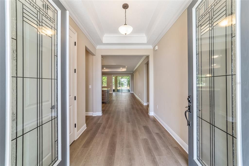 For Sale: $689,000 (3 beds, 3 baths, 2828 Square Feet)