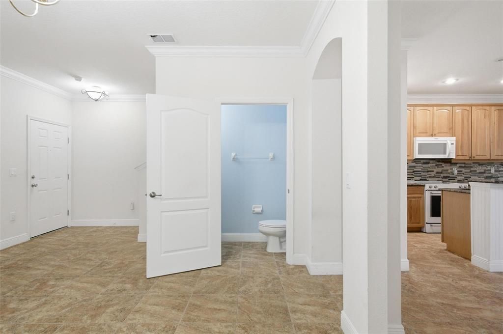 For Sale: $244,900 (3 beds, 2 baths, 1636 Square Feet)