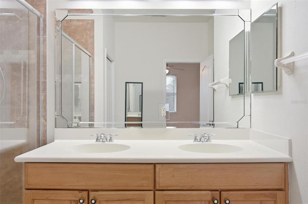 For Sale: $244,900 (3 beds, 2 baths, 1636 Square Feet)
