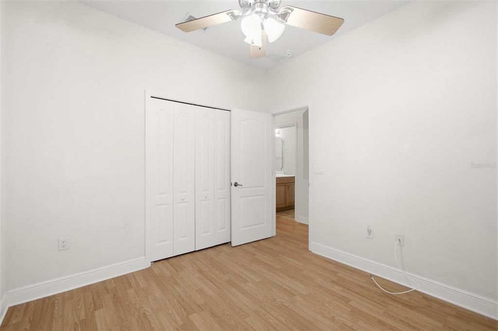 For Sale: $244,900 (3 beds, 2 baths, 1636 Square Feet)
