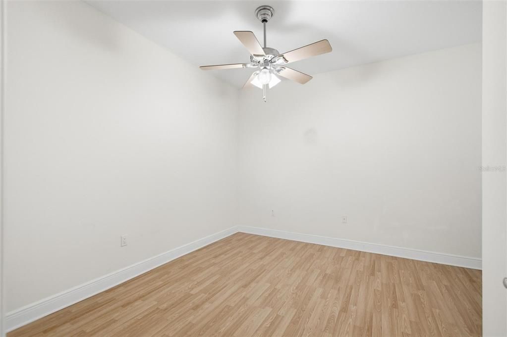 For Sale: $244,900 (3 beds, 2 baths, 1636 Square Feet)
