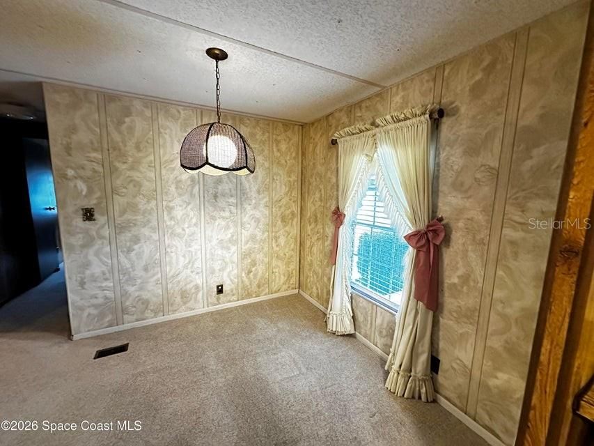 En Venta: $275,000 (3 camas, 2 baños, 1196 Pies cuadrados)