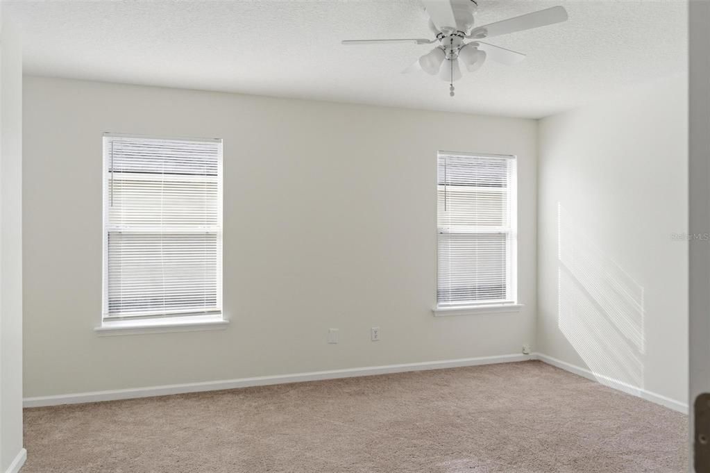 Active With Contract: $259,000 (4 beds, 2 baths, 1553 Square Feet)