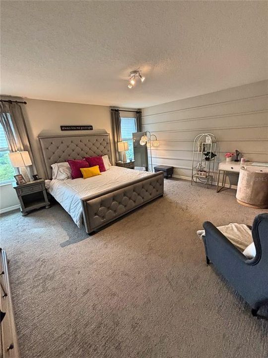 В аренду: $3,250 (3 спален, 2 ванн, 2142 Квадратных фут)