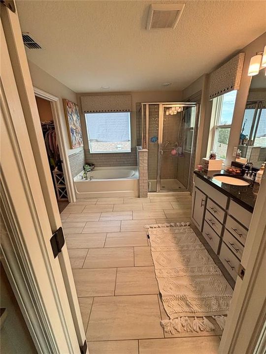 В аренду: $3,250 (3 спален, 2 ванн, 2142 Квадратных фут)