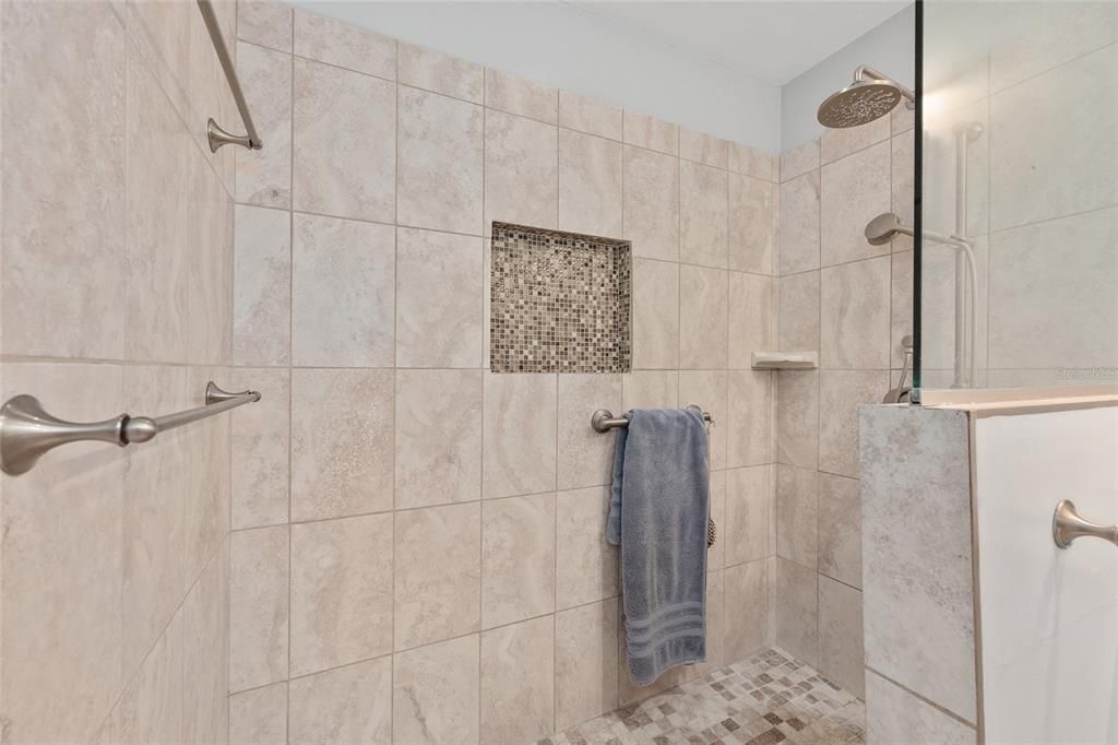 На продажу: $2,599,999 (4 спален, 3 ванн, 3780 Квадратных фут)