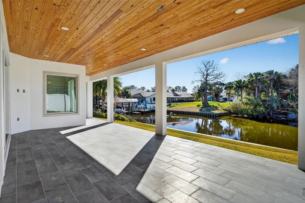 Activo con contrato: $789,000 (4 camas, 3 baños, 2412 Pies cuadrados)