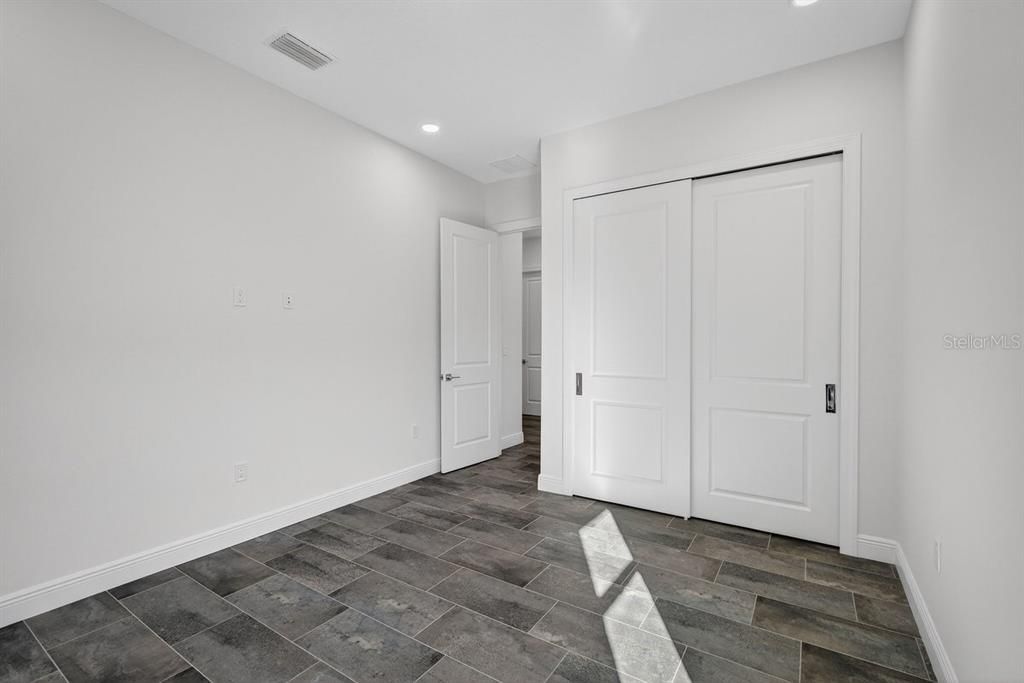 Activo con contrato: $789,000 (4 camas, 3 baños, 2412 Pies cuadrados)