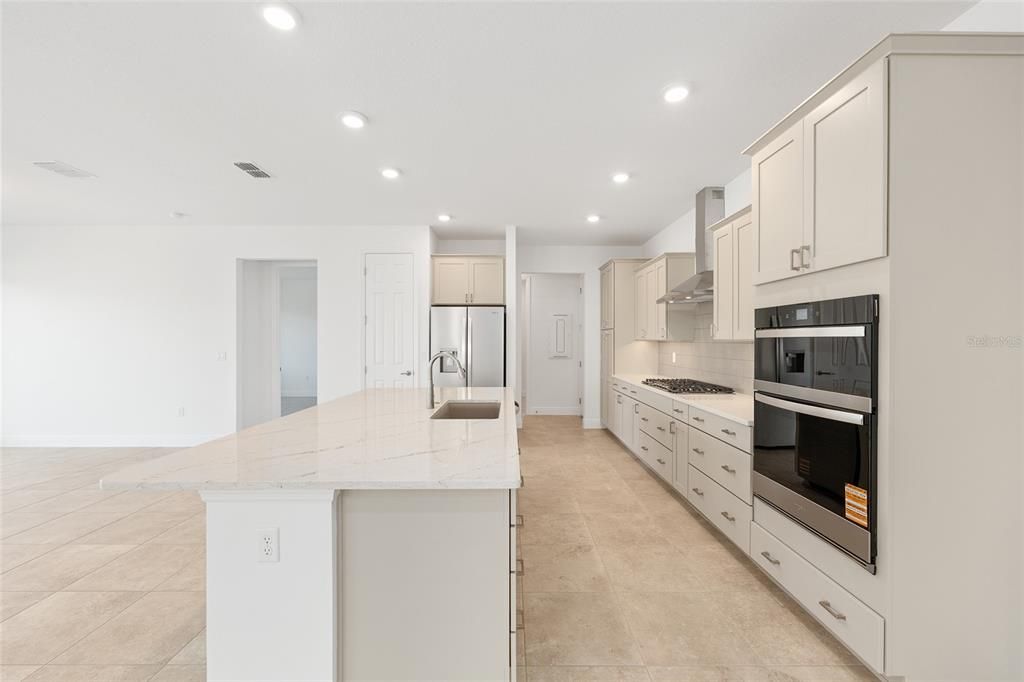 For Sale: $519,005 (2 beds, 2 baths, 2145 Square Feet)
