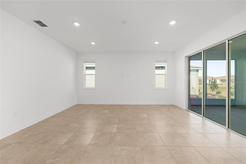 For Sale: $519,005 (2 beds, 2 baths, 2145 Square Feet)