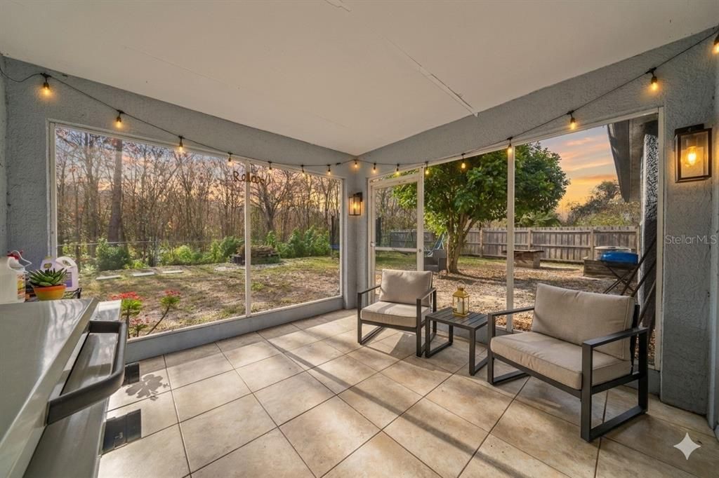 Active With Contract: $354,999 (4 beds, 3 baths, 2015 Square Feet)