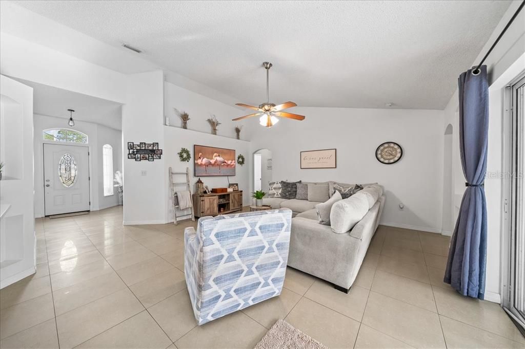 Active With Contract: $354,999 (4 beds, 3 baths, 2015 Square Feet)
