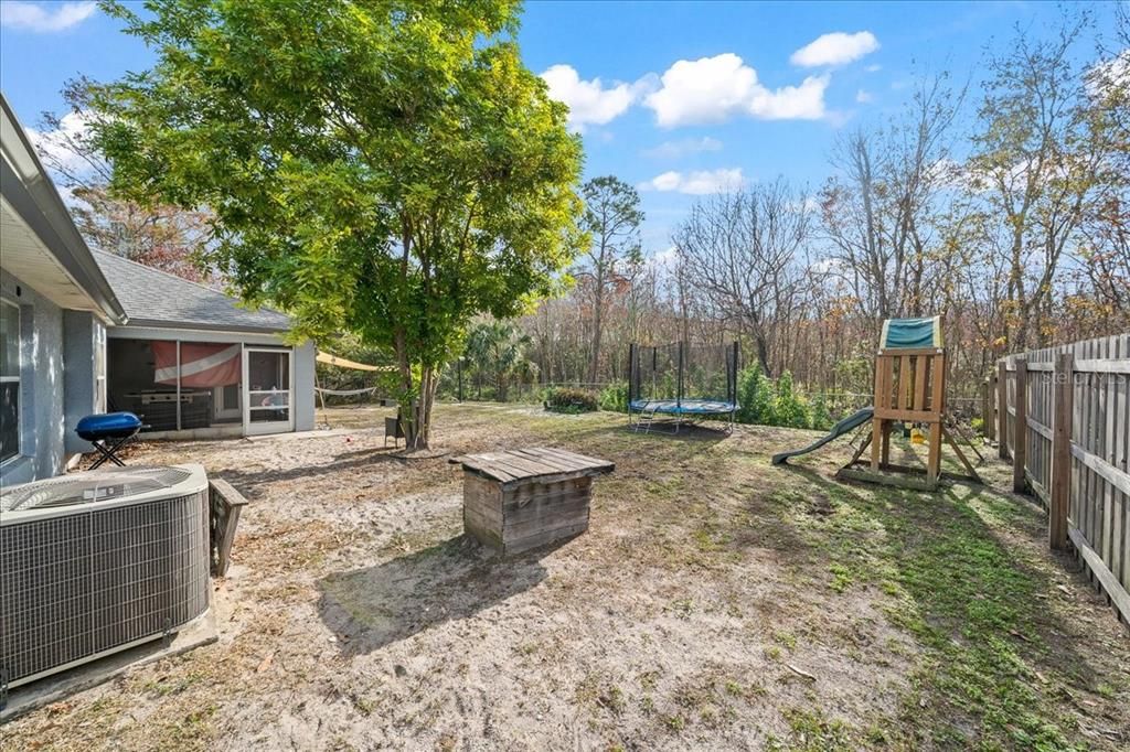 Active With Contract: $354,999 (4 beds, 3 baths, 2015 Square Feet)