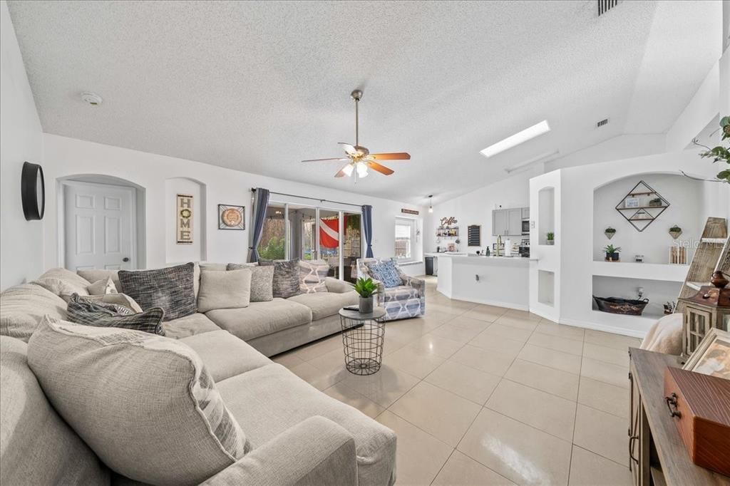 Active With Contract: $354,999 (4 beds, 3 baths, 2015 Square Feet)