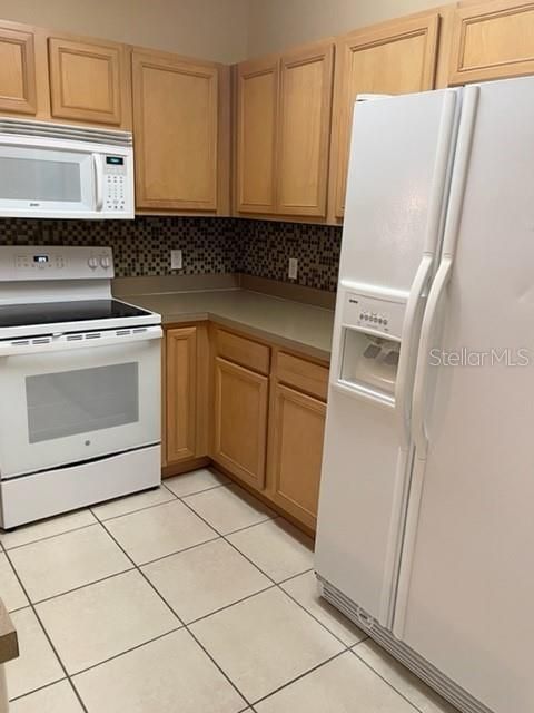For Rent: $1,700 (3 beds, 2 baths, 1460 Square Feet)