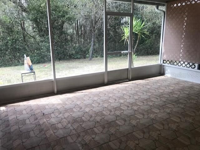 For Rent: $1,700 (3 beds, 2 baths, 1460 Square Feet)