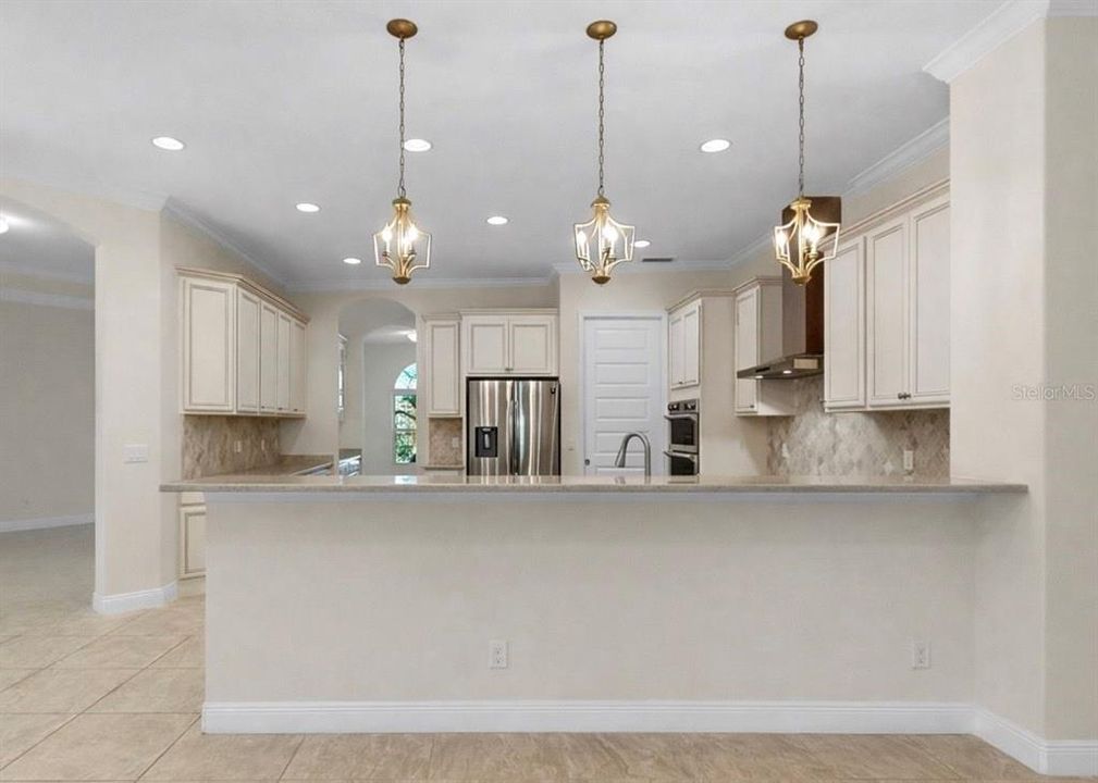 En Venta: $950,000 (4 camas, 3 baños, 3157 Pies cuadrados)