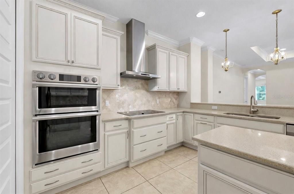 En Venta: $950,000 (4 camas, 3 baños, 3157 Pies cuadrados)