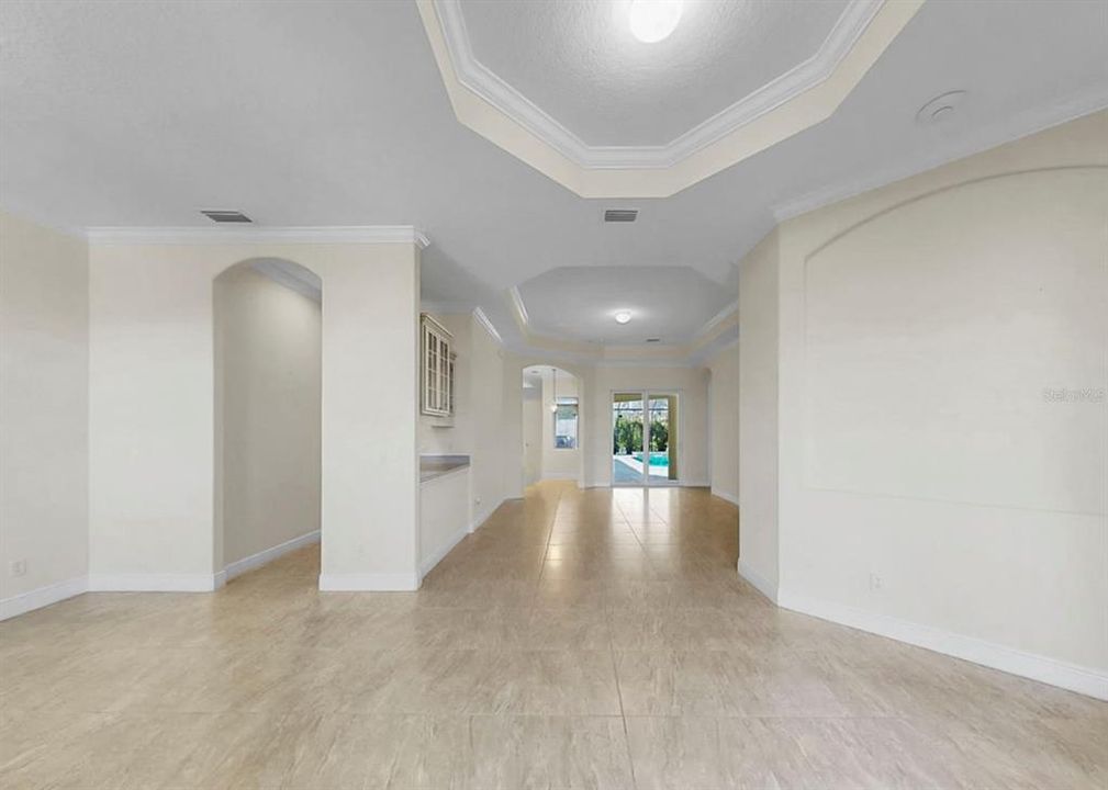 En Venta: $950,000 (4 camas, 3 baños, 3157 Pies cuadrados)