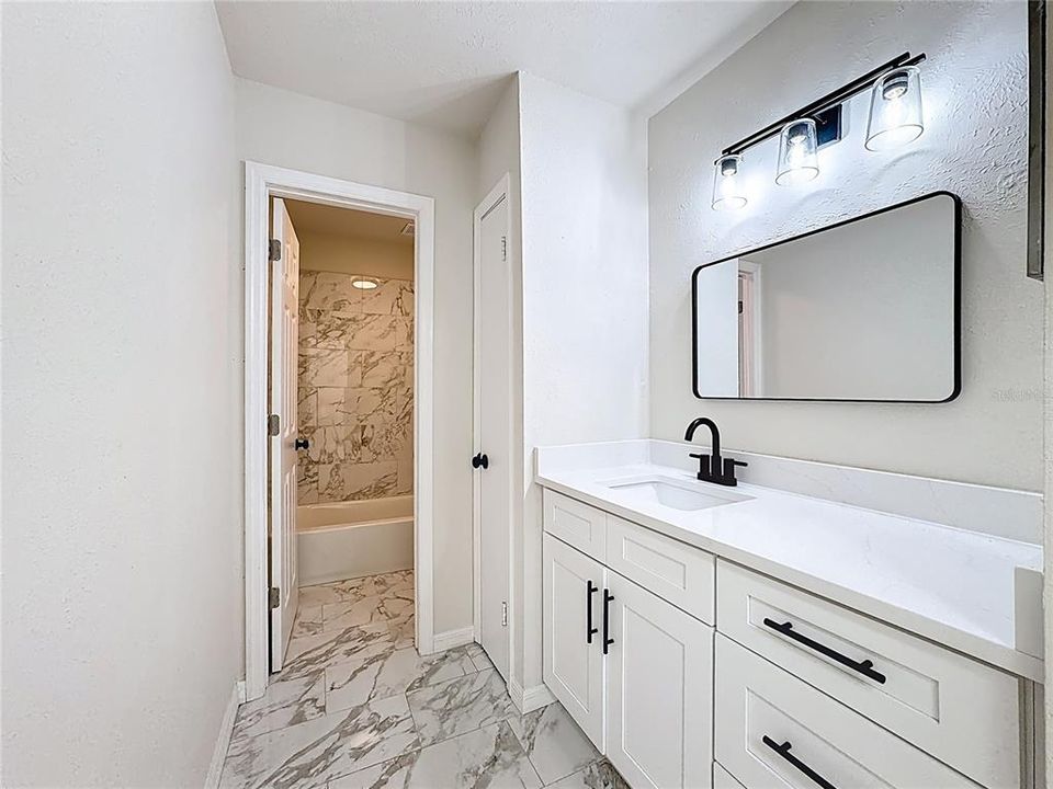 Activo con contrato: $179,000 (3 camas, 2 baños, 1520 Pies cuadrados)