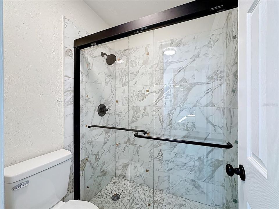 Activo con contrato: $179,000 (3 camas, 2 baños, 1520 Pies cuadrados)