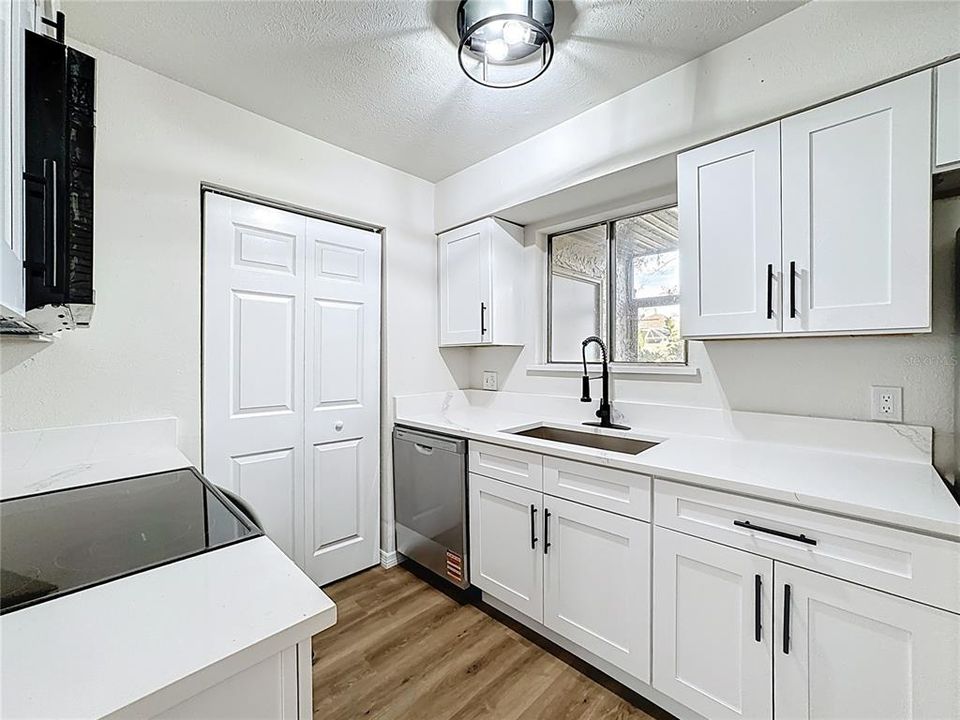 Activo con contrato: $179,000 (3 camas, 2 baños, 1520 Pies cuadrados)