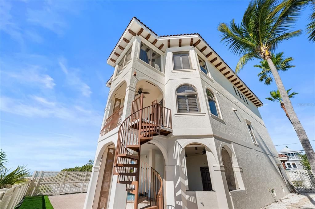 En Venta: $5,950,000 (4 camas, 5 baños, 3469 Pies cuadrados)